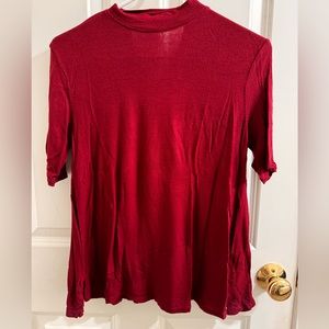 Medium mock neck 3/4 sleeve tee